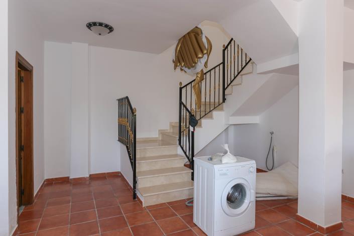 Image No.26-4 Bed Villa / Detached for sale