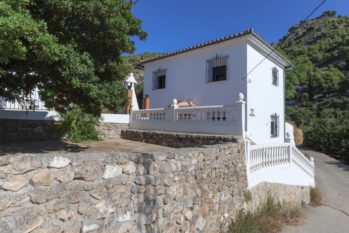 Image No.3-Villa / Détaché de 3 chambres à vendre à Alozaina