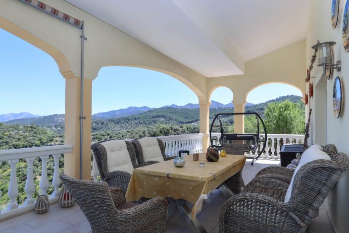 Image No.37-4 Bed Villa / Detached for sale