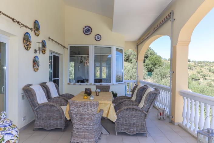 Image No.40-4 Bed Villa / Detached for sale