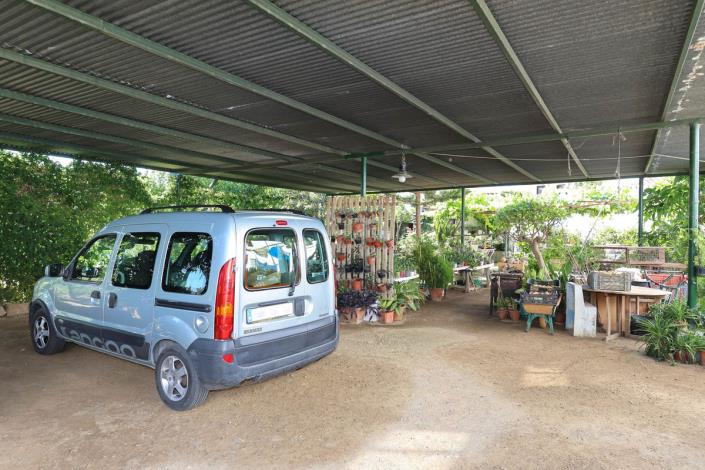 Image No.40-4 Bed Townhouse for sale