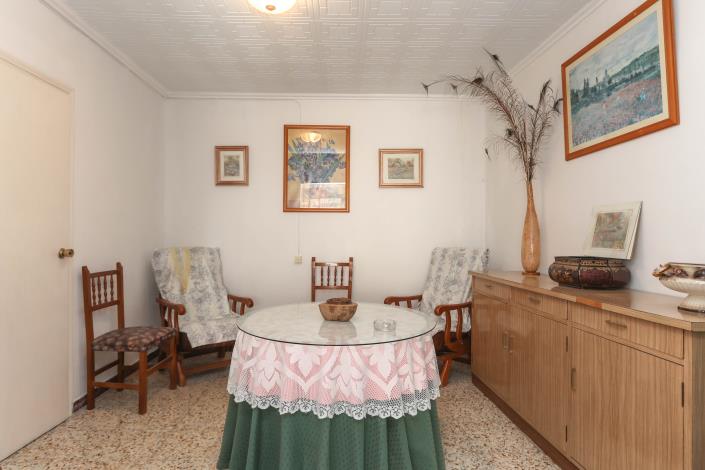 Image No.10-4 Bed Villa / Detached for sale