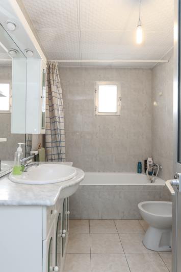 Image No.23-4 Bed Villa / Detached for sale