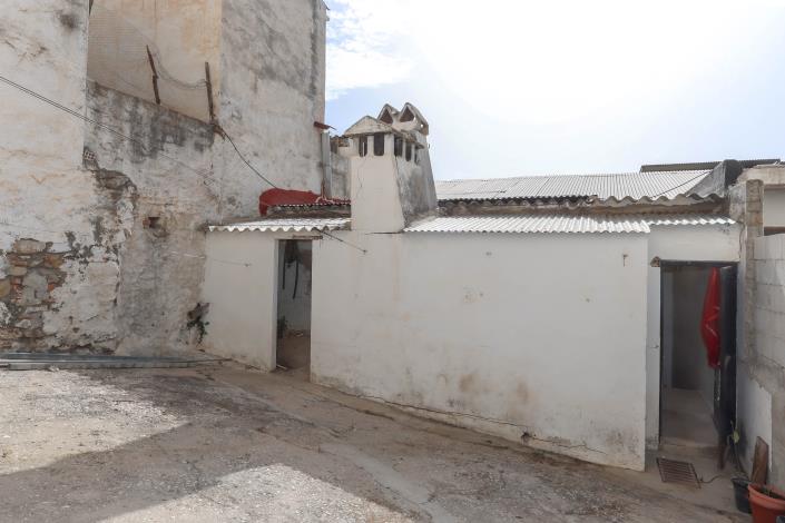 Image No.31-4 Bed Villa / Detached for sale