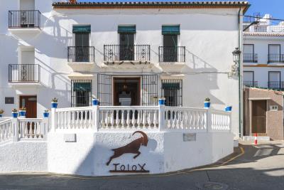 1 - Tolox, Townhouse