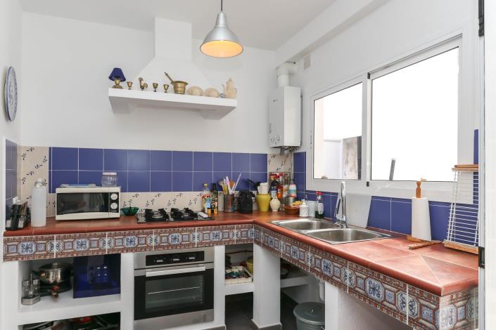 Image No.17-5 Bed Townhouse for sale