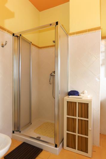 Image No.34-5 Bed Townhouse for sale