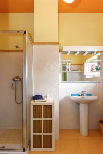 Image No.35-5 Bed Townhouse for sale