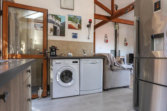 Image No.24-3 Bed Villa / Detached for sale