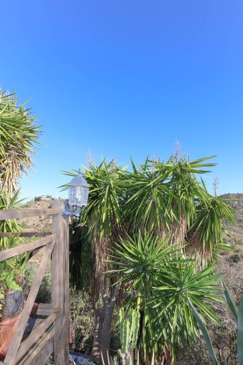 Image No.57-3 Bed Villa / Detached for sale