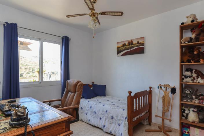 Image No.29-3 Bed Villa / Detached for sale