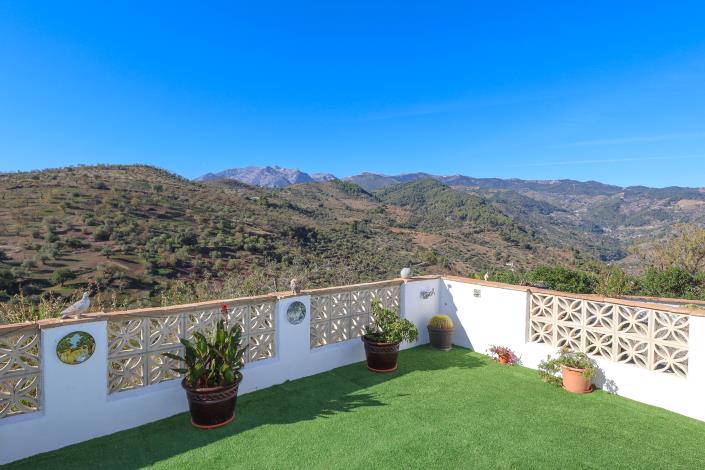 Image No.53-3 Bed Villa / Detached for sale