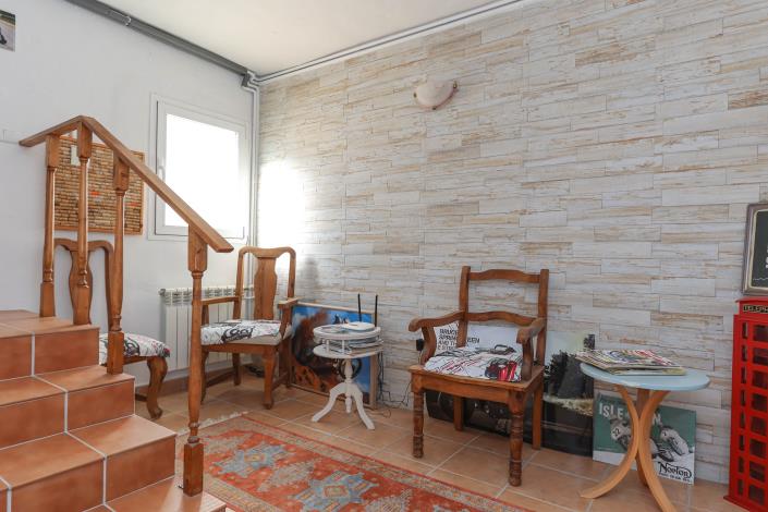 Image No.26-6 Bed Townhouse for sale