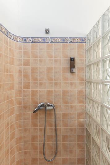 Image No.46-6 Bed Townhouse for sale