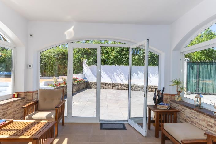 Image No.10-5 Bed Villa / Detached for sale