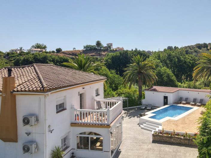 Image No.55-5 Bed Villa / Detached for sale