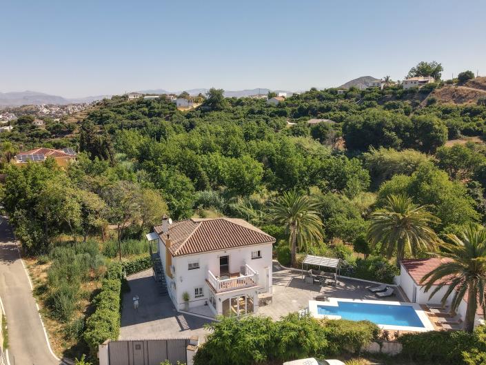 Image No.56-5 Bed Villa / Detached for sale