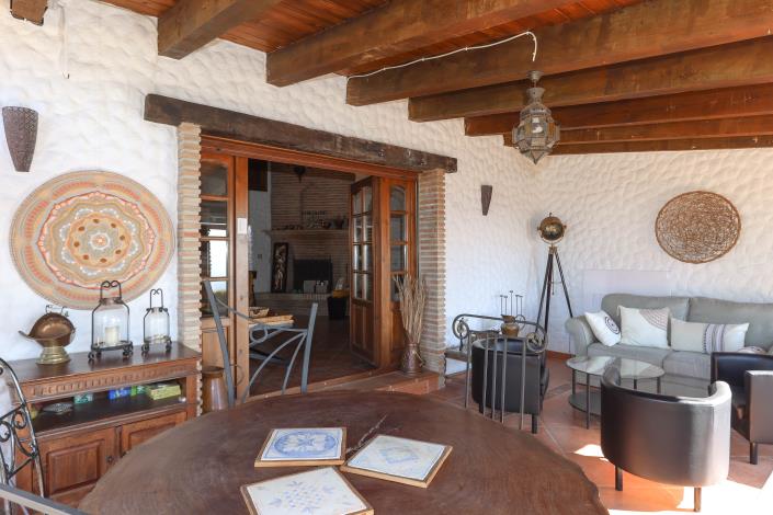 Image No.29-4 Bed Villa / Detached for sale