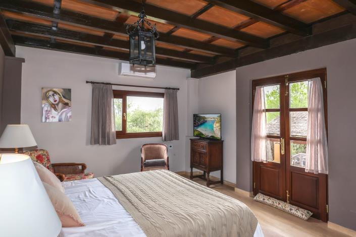 Image No.39-5 Bed Villa / Detached for sale