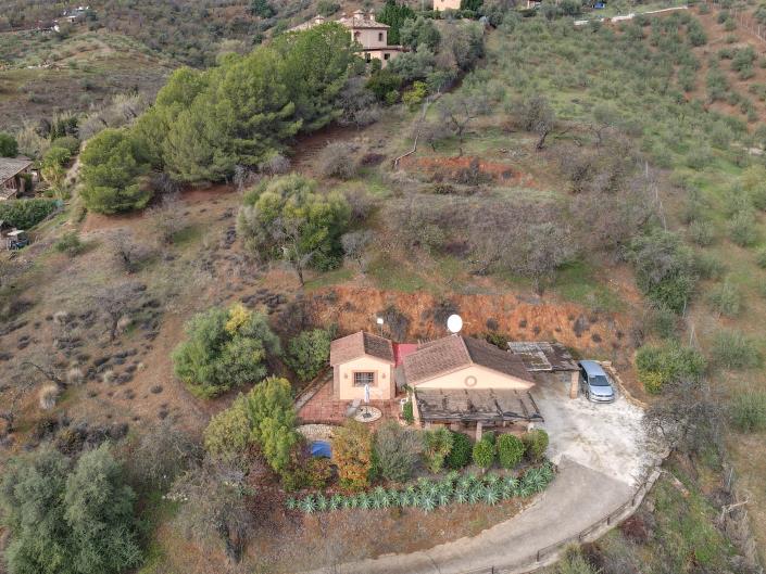 Image No.56-5 Bed Villa / Detached for sale