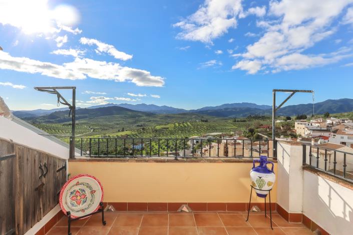 Image No.4-3 Bed Townhouse for sale