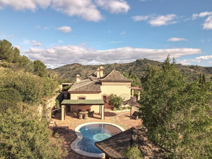 Image No.39-4 Bed Villa / Detached for sale