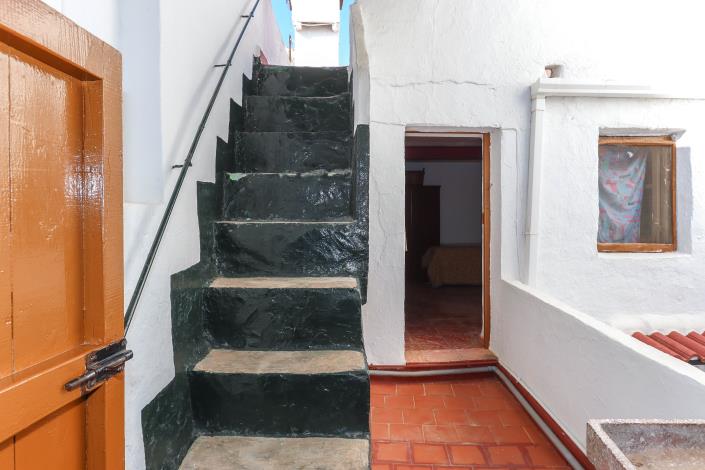 Image No.29-4 Bed Townhouse for sale