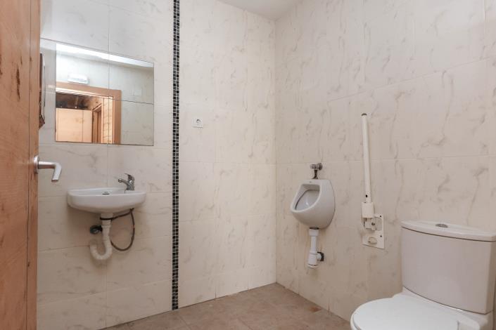 Image No.31-2 Bed Townhouse for sale