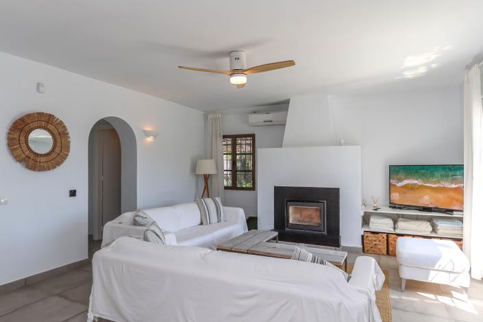 Image No.11-3 Bed Villa / Detached for sale