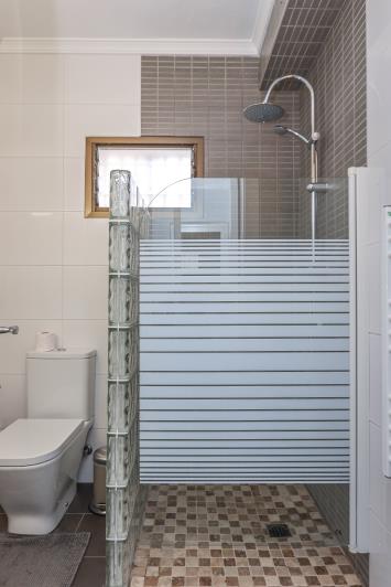 Image No.26-3 Bed Villa / Detached for sale