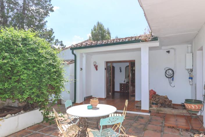 Image No.11-7 Bed Villa / Detached for sale