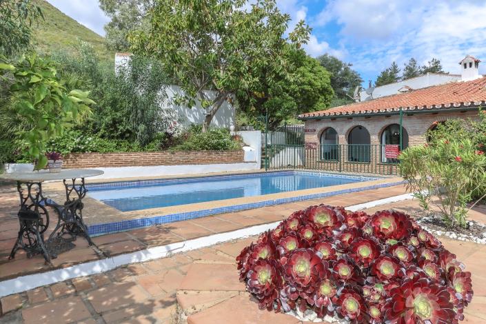 Image No.34-7 Bed Villa / Detached for sale