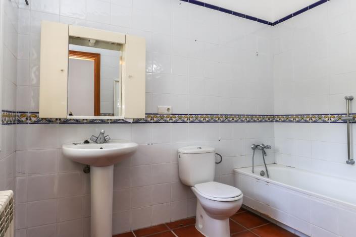 Image No.49-7 Bed Villa / Detached for sale