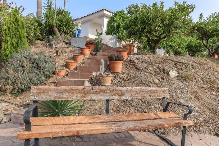 Image No.33-3 Bed Villa / Detached for sale