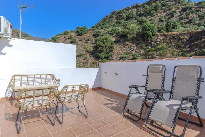 Image No.4-5 Bed Townhouse for sale