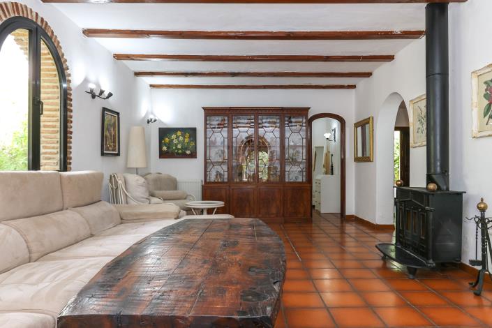 Image No.6-7 Bed Villa / Detached for sale