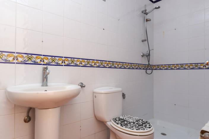 Image No.49-7 Bed Villa / Detached for sale