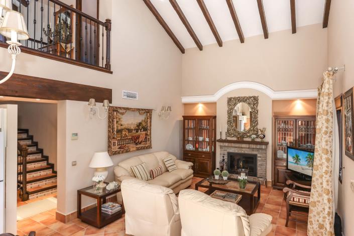 Image No.8-4 Bed Villa / Detached for sale