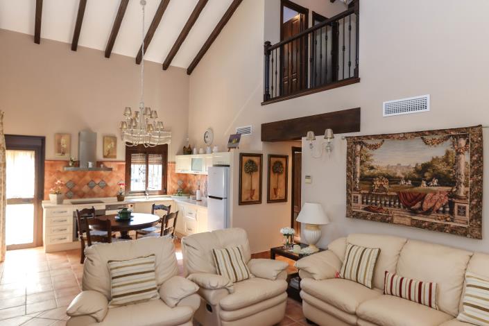 Image No.12-4 Bed Villa / Detached for sale