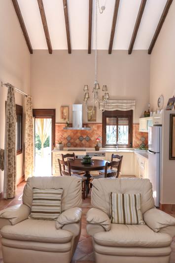 Image No.14-4 Bed Villa / Detached for sale