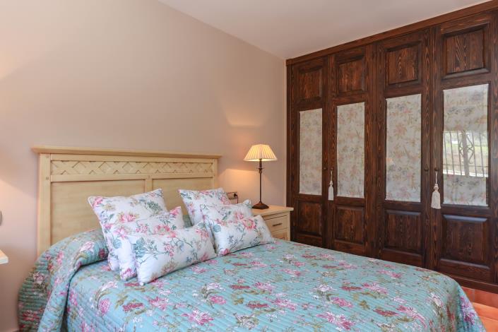 Image No.25-4 Bed Villa / Detached for sale