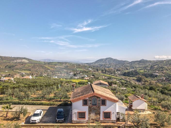 Image No.45-4 Bed Villa / Detached for sale