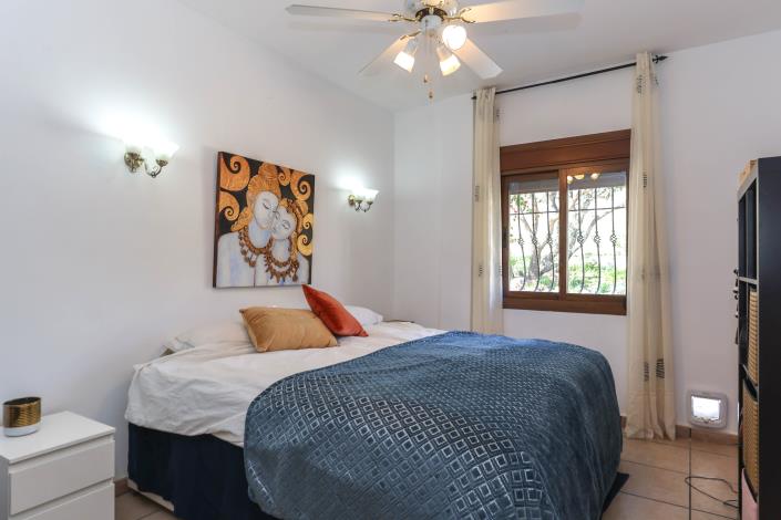 Image No.23-4 Bed Villa / Detached for sale