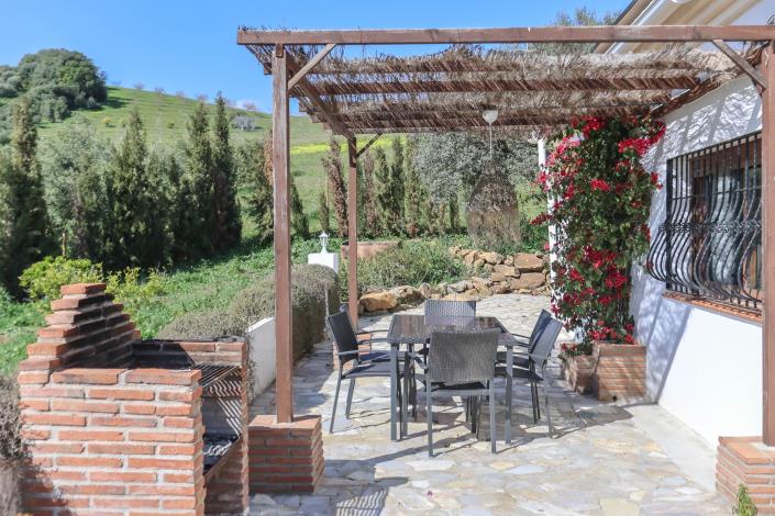 Image No.40-4 Bed Villa / Detached for sale