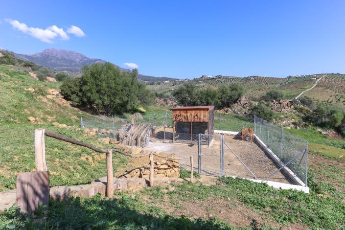 Image No.49-4 Bed Villa / Detached for sale