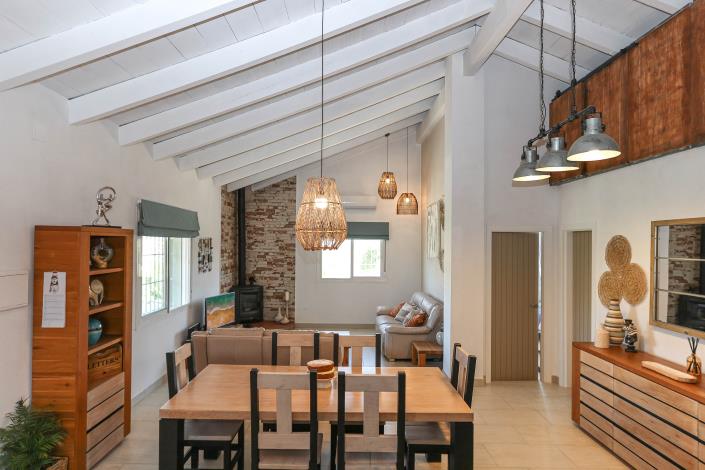 Image No.10-2 Bed Villa / Detached for sale