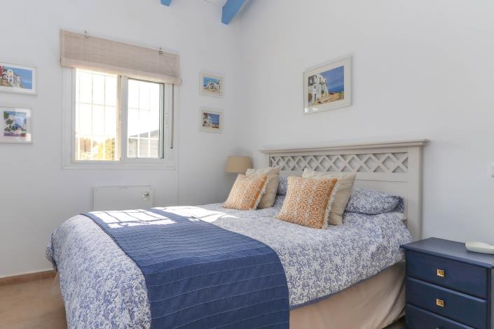 Image No.26-2 Bed Villa / Detached for sale