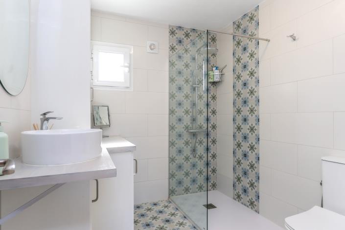 Image No.30-2 Bed Villa / Detached for sale