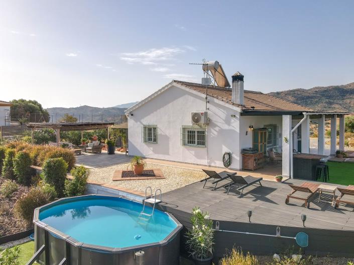 Image No.43-2 Bed Villa / Detached for sale