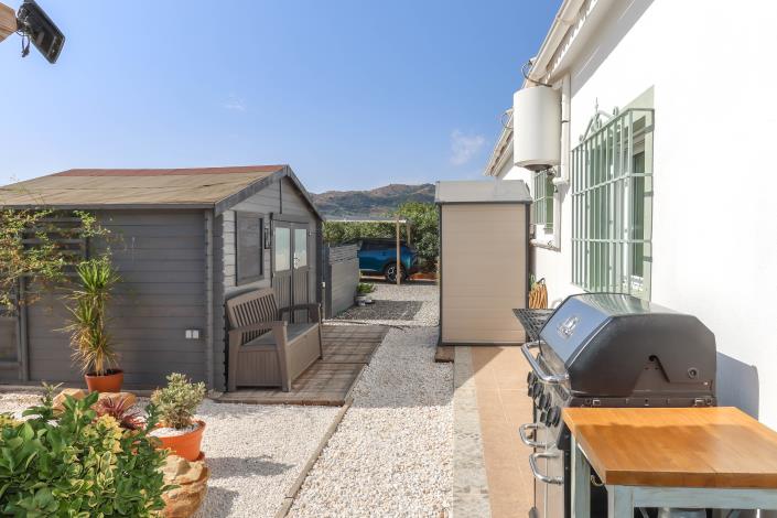 Image No.60-2 Bed Villa / Detached for sale